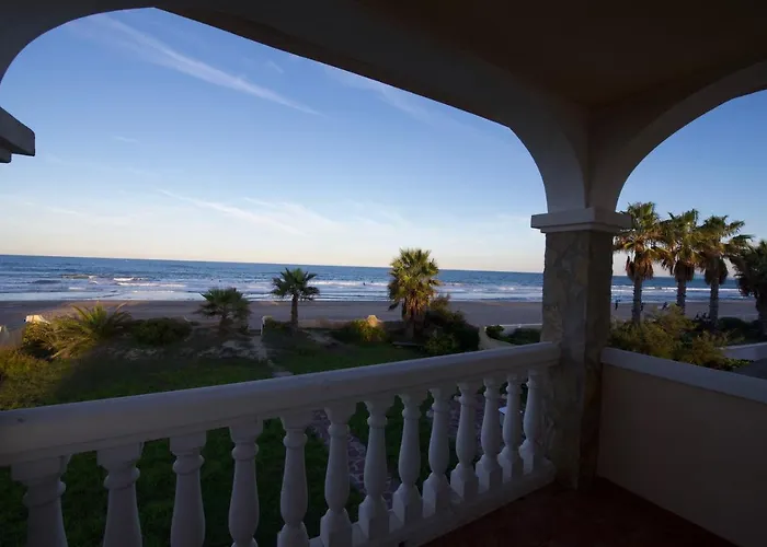 Beach House Villa Roca